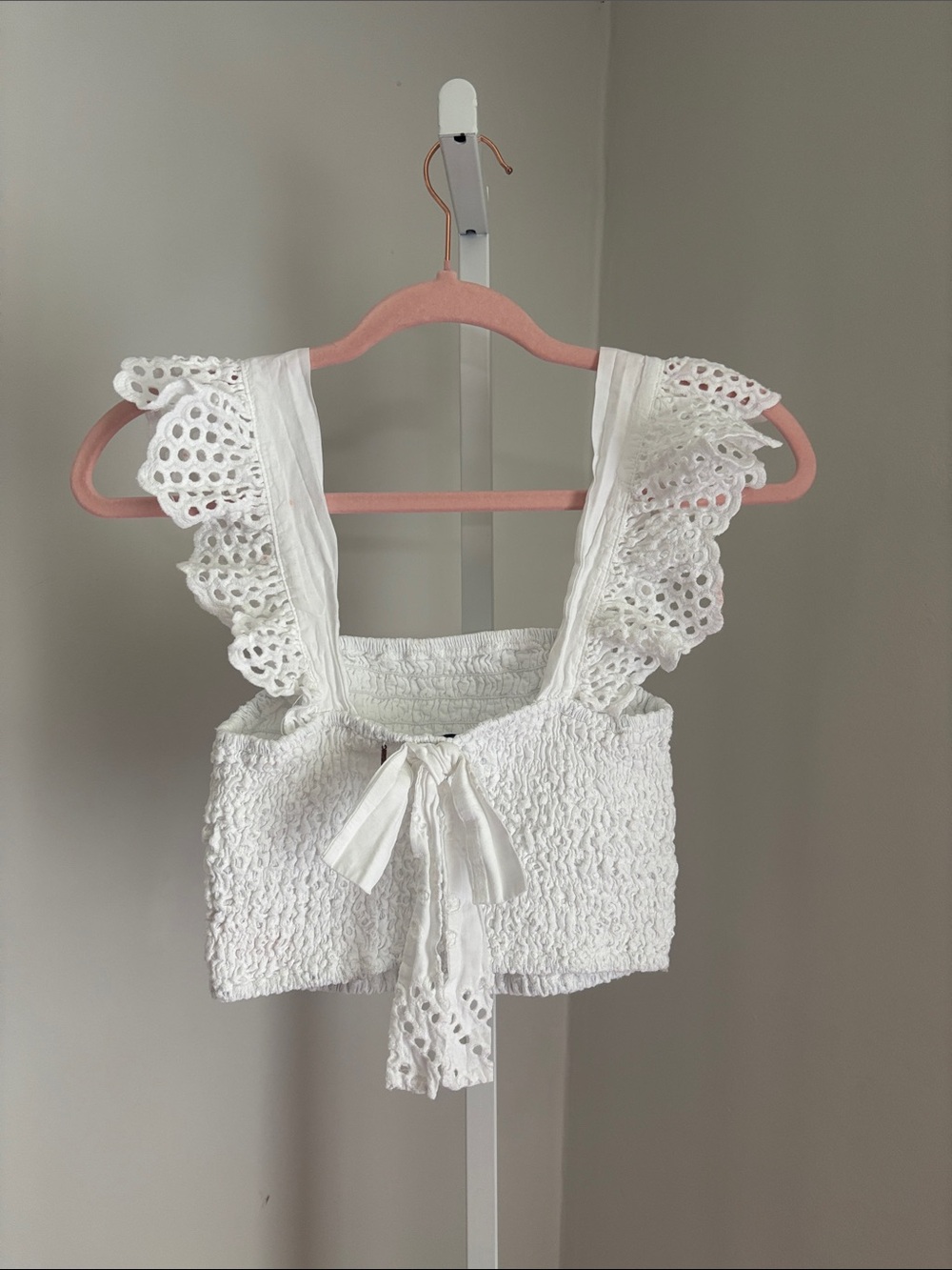 Misa Los Angeles Abelia Top White Smocked Eyelet Flutter Sleeve Crop Top Size S - Picture 5 of 8